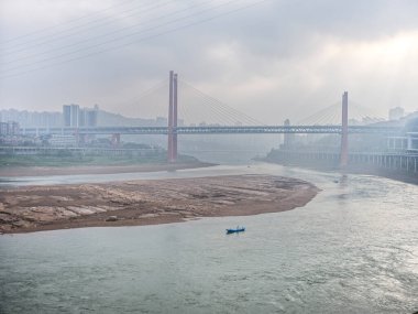 This was the scenery of Jialing River in Chongqing, China, which was taken at 8: 29 am on May 28th, 2024. clipart