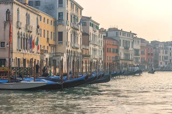 Büyük Kanal, İtalya 'nın Venedik kentindeki en popüler turizm merkezidir. Seyahat fotoğrafı.