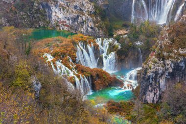 Dünyanın en görkemli köşeleri. Hırvatistan 'daki Plitvice Lakes Ulusal Parkı. Panorama. Üst görünüm