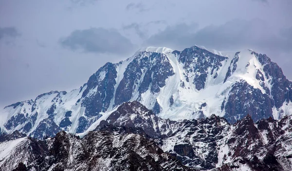 Talgar Pico 5017 Montanha Mais Alta Região Almaty — Fotografia de Stock
