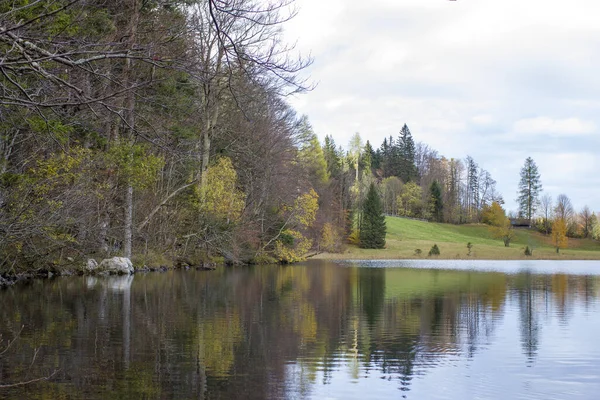奥地利Gmunden附近的Laudachsee湖景 — 图库照片