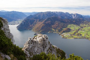 Traunstein Gölü ve Alpler, Yukarı Avusturya, Avusturya