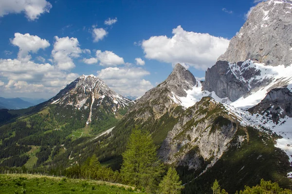 Πανόραμα Των Μαζικών Αλπικών Βουνών Αυστριακές Άλπεις Της Περιοχής Dachstein — Φωτογραφία Αρχείου