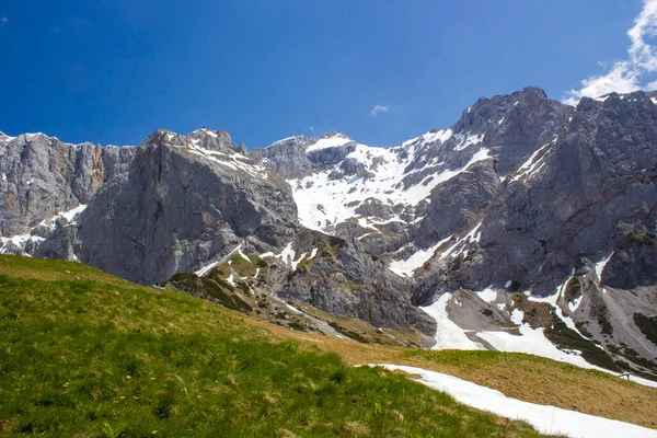 Πανόραμα Των Μαζικών Αλπικών Βουνών Αυστριακές Άλπεις Της Περιοχής Dachstein — Φωτογραφία Αρχείου