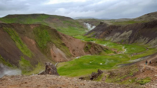 Viajar Islandia Hermoso Paisaje Islandés Con Montañas Valle Reykjadalur — Foto de Stock