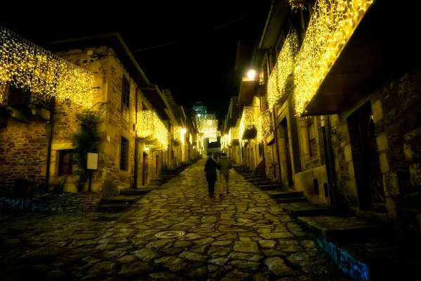 Puebla Sanabria España Diciembre 2021 Gente Caminando Disfrutando Las Luces — Foto de Stock