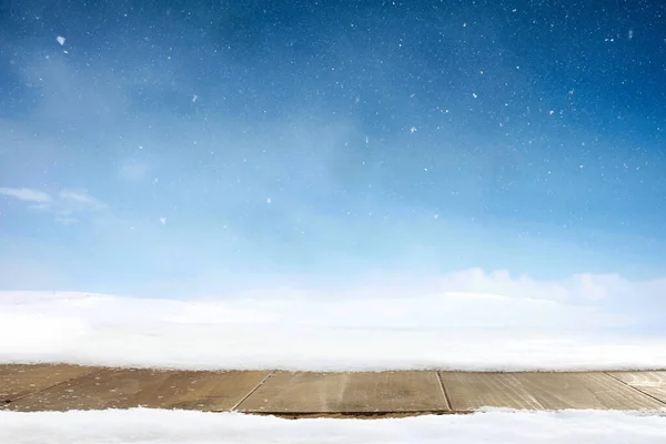 Noel Kış Arkaplanı Ahşap Masa Fotokopi Uzayı Olan Mutlu Noel — Stok fotoğraf