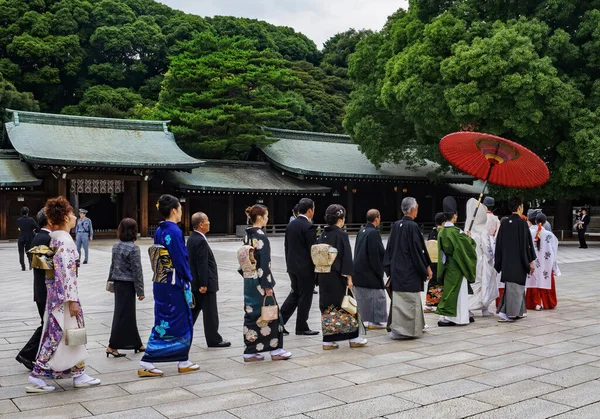Tokio Japán 2009 Július Japán Esküvői Szertartás Meiji Jingu Szentélyben — Stock Fotó
