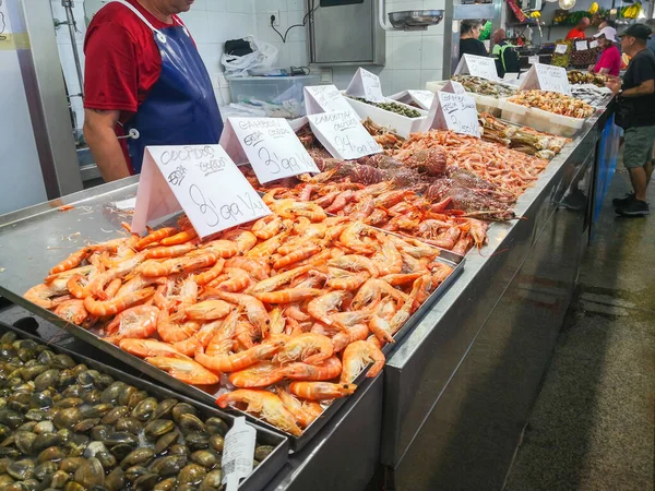 Cadiz Spanien Augusti 2023 Fiskmarknaden Cadiz Fantastisk Färsk Fisk Stall — Stockfoto