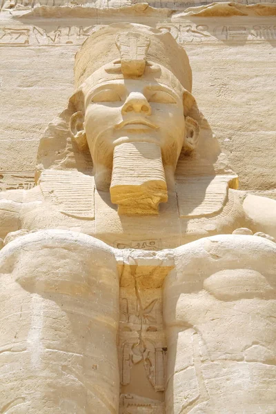 Coloso Del Gran Templo Ramsés Abu Simbel Egipto — Foto de Stock