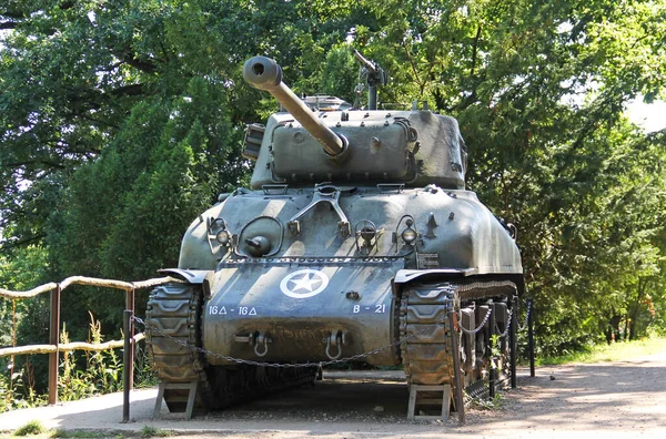 Tank Sherman Som Ett Monument Över Andra Världskriget Parken Plzen — Stockfoto