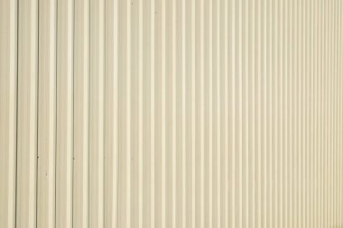 İnşaat binasının çinko kıvrımlı çiti