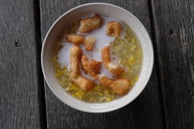 Hindistan cevizli Sago, hindistan cevizli süt.