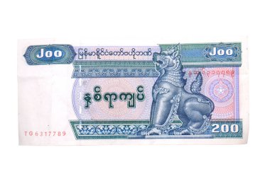 200 kyatlık banknot. Kyat, Myanmar 'ın milli para birimidir, beyaz arka planda kırpma yolu ile izole edilmiştir.