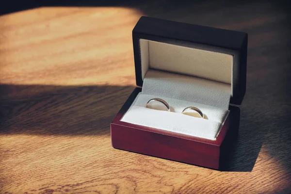 Gold Wedding Rings Accessory Bride Groom Red Decorative Box Light — стоковое фото
