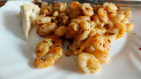 Fried Shrimp Garlic Blue Cheese White Plate Mediterranean Food Healthy — Stock Photo, Image