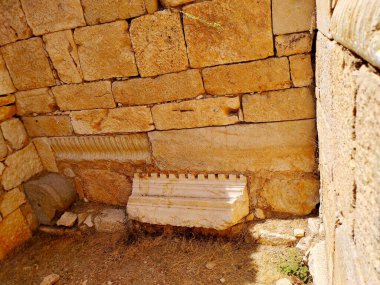 Patara eski bir Lycian şehridir. = = Coğrafi konumu = = Minör Asya 'da, modern Türkiye topraklarında yer almaktadır. Eski bir şehrin kalıntıları, turistik yerler..