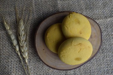 Ananas aromalı Nektar bisküvileri.