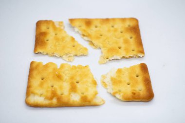 Beyaz arka plan üzerinde izole bisküvi