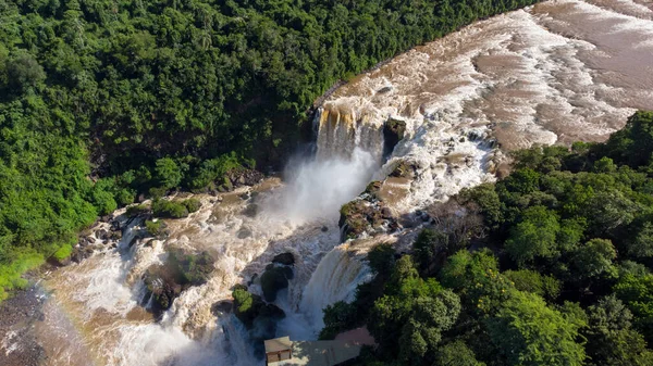 Saltos del Monday, Paraguay 'ın nefes kesici Panoramik Manzarası. Yüksek kaliteli FullHD görüntüler