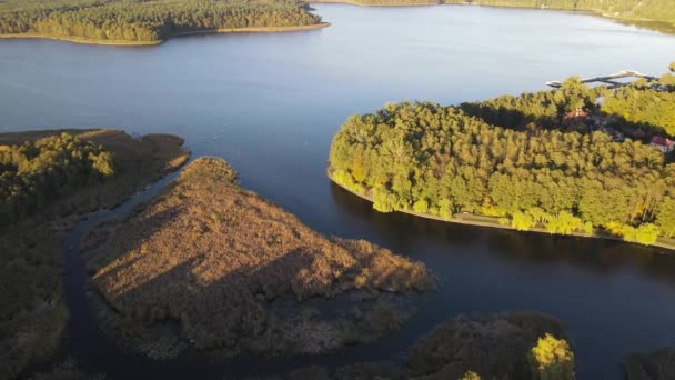 Vista Aérea Del Canal Augusto Lago Necko Día Soleado Otoño — Vídeos de Stock