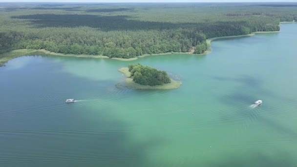 Luftaufnahme Von Kreuzfahrtschiffen Auf Den Seen Augustow Einem Sonnigen Sommertag — Stockvideo