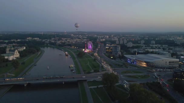 Flygfoto Över Krakow Kvällen Efter Solnedgången — Stockvideo
