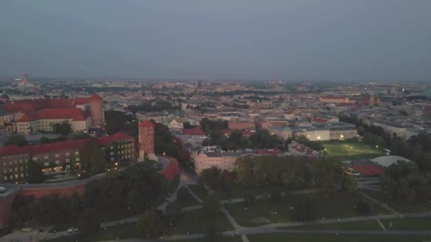 Luftaufnahme Der Königsburg Wawel Krakau Bei Sonnenuntergang — Stockvideo