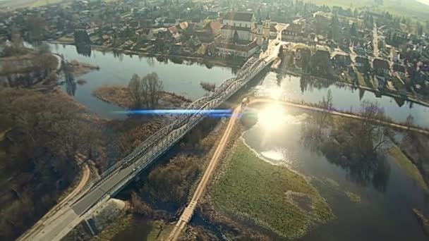 Tykocin Deki Narew Nehri Nin Durgun Sularının Güneşli Bir Bahar — Stok video