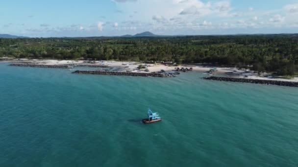 Imágenes Aéreas Cautivadoras Capturan Minería Tradicional Estaño Bangka Indonesia Revelando — Vídeos de Stock