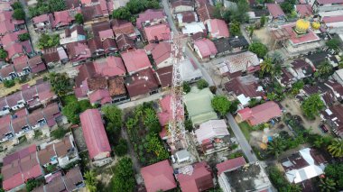Endonezya Ağ Kulesi İnsansız Hava Aracı Tarafından Yakalandı