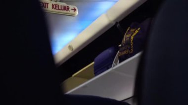 Kalkıştan dakikalar önce Uçak Kabininde