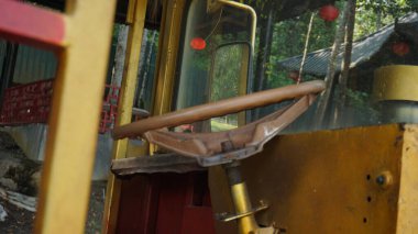 Özelleştirilmiş Otobüs Biçimli Araçta Direksiyon Ayrıntısı