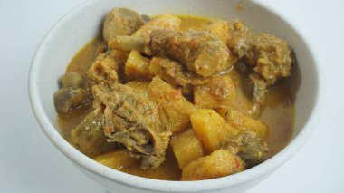 Geleneksel Endonezya Tabağı Ayam Gulai