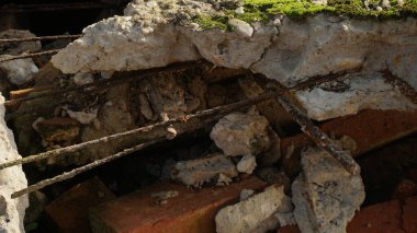 Hasarlı Betonda Açığa Çıkarılan Beton