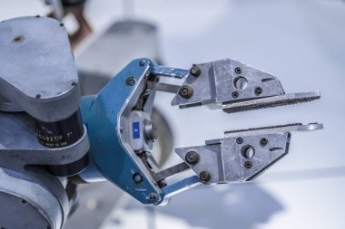 Robotik eller endüstriyel mekanizma otomobil, otomatik şanzıman motor parçaları 