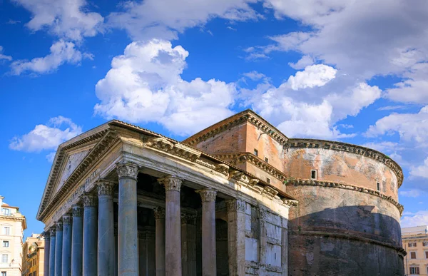 Talya Roma Daki Pantheon Sütunlu Portico Nun Dış Görünüşü — Stok fotoğraf