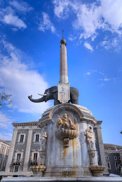 View Elephant Fountain Located Center Cathedral Square Sicilian City Catania — Stock Photo, Image