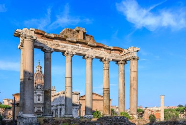 Roma Forumu, İtalya: Satürn Tapınağı.