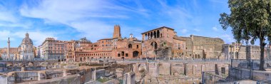 Roma 'nın İtalya' daki kentsel manzarası: Trajan 'ın Pazar ve Augustus Forumu ile Imperial Fora.