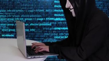 Bilgisayar verilerini çalan hackerlar
