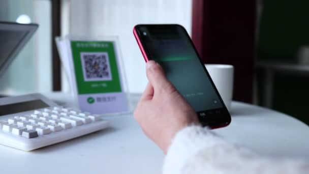 Use Wechat Scan Code Pay — Vídeo de stock