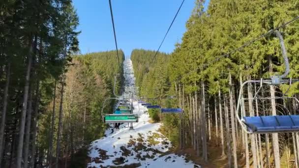 Bukovel Ukraine March 2024 Cable Car Chairlifts Move Ski Slope — Stock Video
