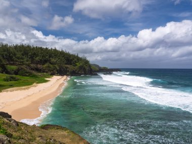 Gris Gris 'in gökyüzüne, Souillac' a, Mauritius 'a karşı manzarası. Mauritius, Afrika 'nın güney kıyısında bir sahil. Yüksek kalite fotoğraf
