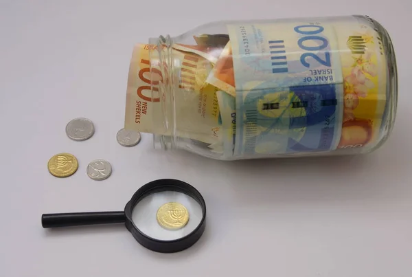 New Israeli Shekels Glass Jar Calculator Magnifying Glass Coins Agorot — Stock Photo, Image
