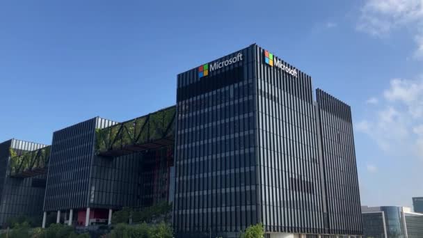 Microsoft Assina Edifício Escritórios Logo Microsoft Centro Pesquisa Desenvolvimento Israel — Vídeo de Stock