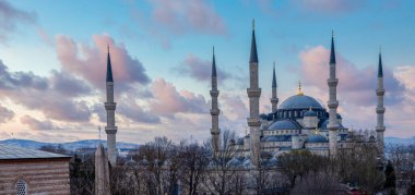 Sultan Ahmet Osmanlı İmparatorluğu 'nun İstanbul' daki en büyük camii, İstanbul, İstanbul, Türkiye 'deki eski İstanbul ve Asya tarafındaki Sultanahmet Camii Sultan Ahmed Camii.