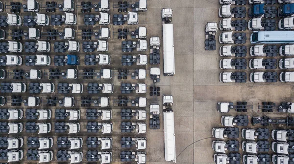 Sattelauflieger Lkw Lastkraftwagen Großtransporter Sattelauflieger Auf Der Straße Sattelauflieger Parkplatz — Stockfoto