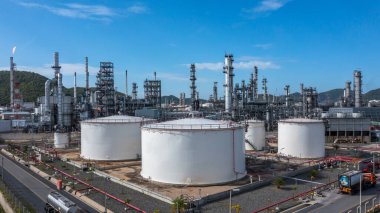 Petrol ve gaz rafinerisi, petrol ve gaz rafinerisi fabrikası, petrol ve doğalgaz endüstrisi depolama tankı rafinerisi fabrikası, endüstriyel petrol rafinerisi petrol ve gaz rafinerisi, enerji ve enerji üretimi..
