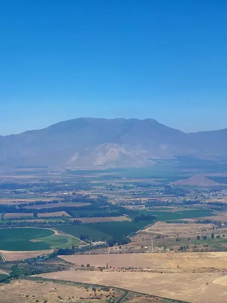 Bir dağ vadisi manzarası